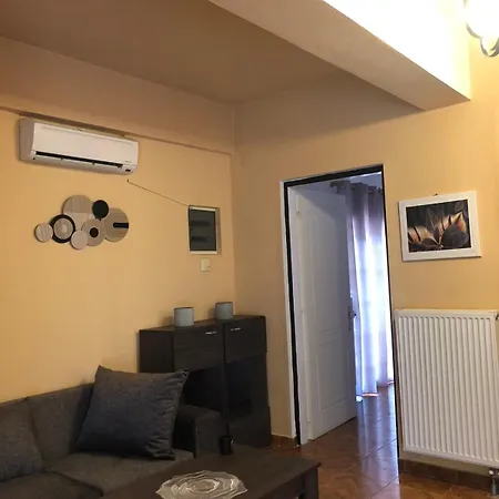 Daisy Apartment